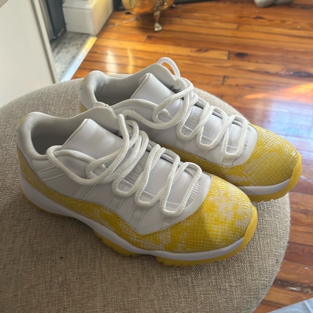 Yellow jordan 11 snakeskin